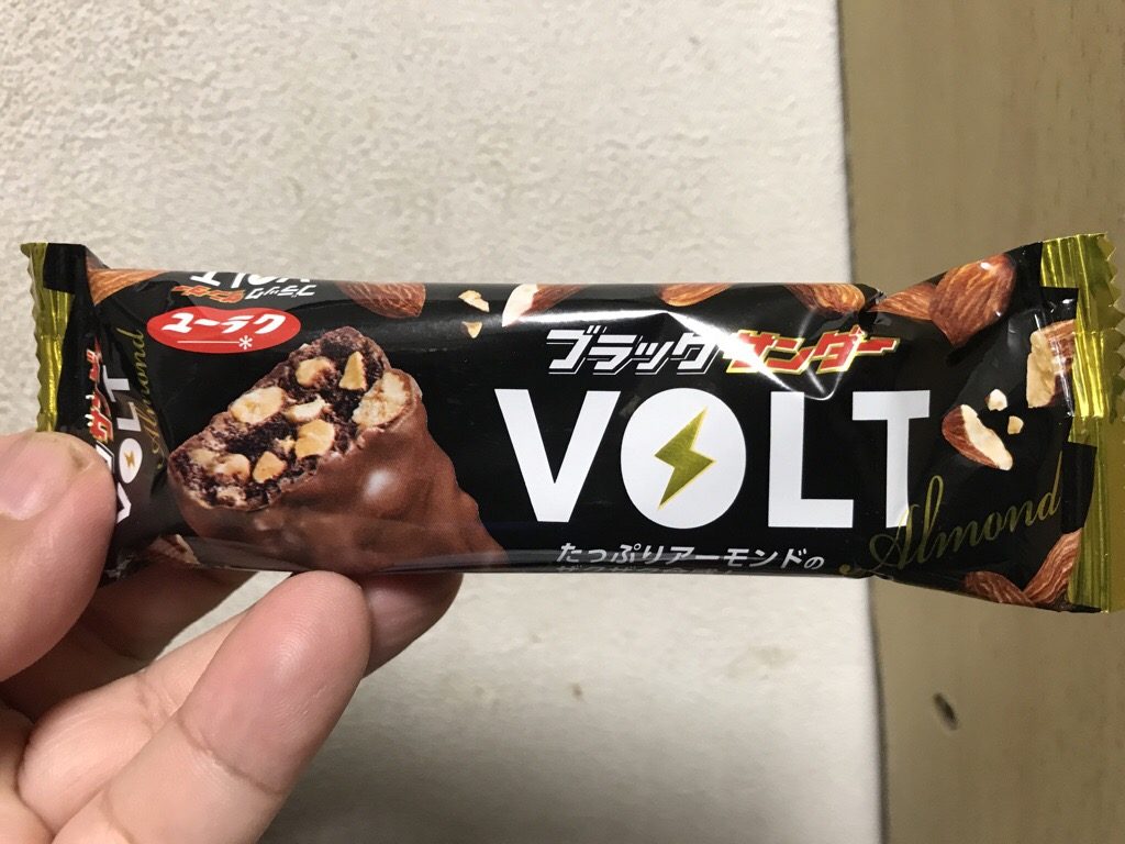 有楽製菓 ブラックサンダー VOLT