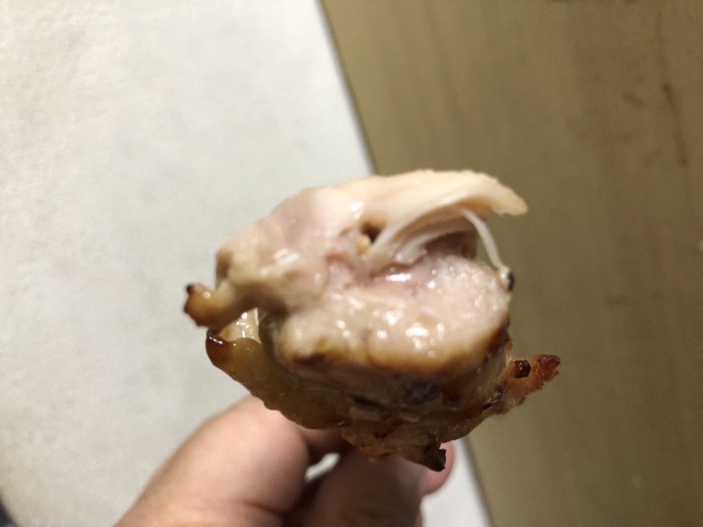 セブンイレブンやきとり 炭火焼き鳥串 皮たれ もも塩 ももタレ 食べてみました