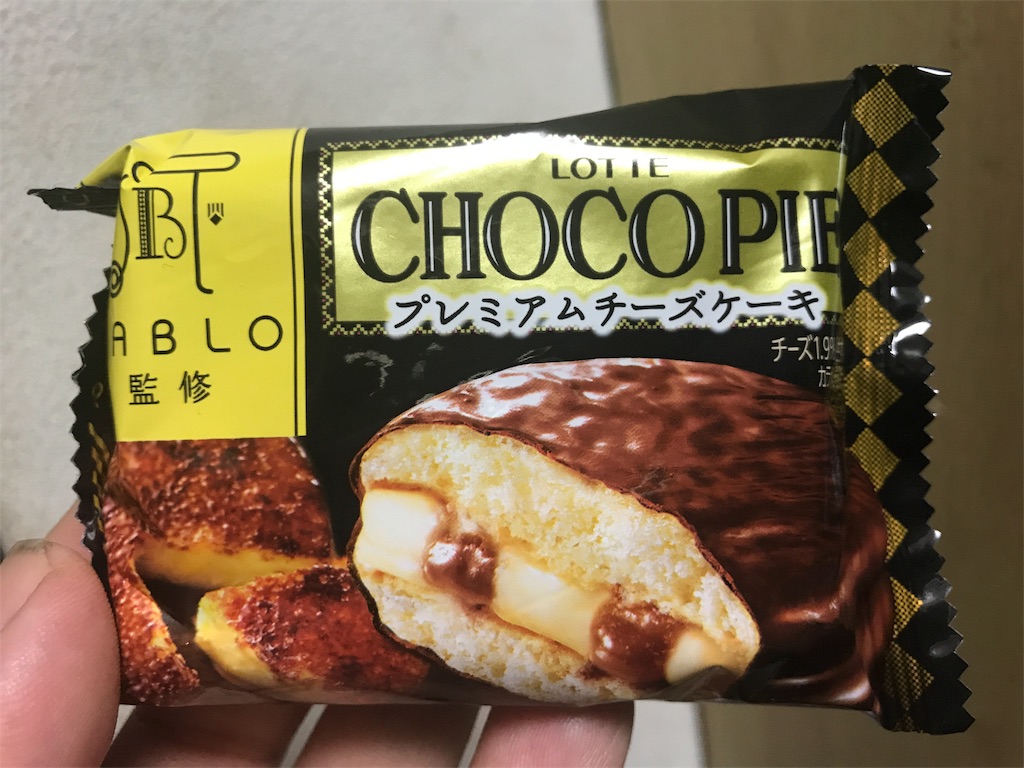 ロッテ チョコパイ Pablo監修 プレミアムチーズケーキ 食べてみました