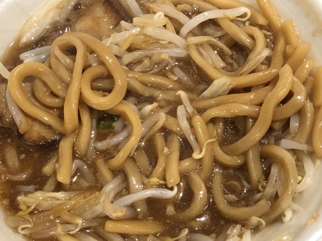 セブンイレブン 中華蕎麦とみ田監修豚ラーメン 豚骨醤油 食べてみました