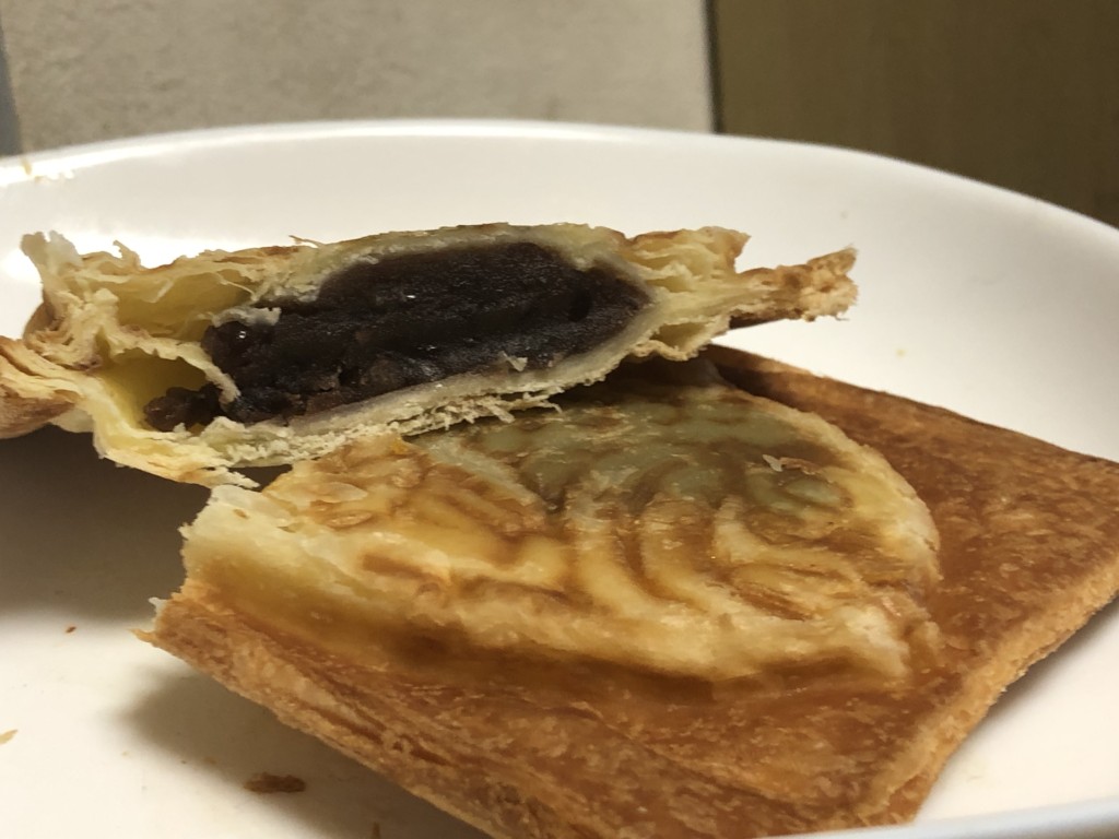 果香音 クロワッサン鯛焼き つぶあん 食べてみました