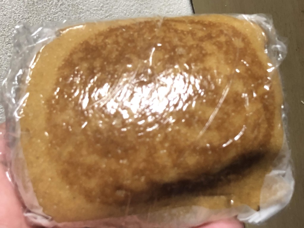 ヤマザキ もちもちとした黒糖蒸しパン 沖縄県産黒糖