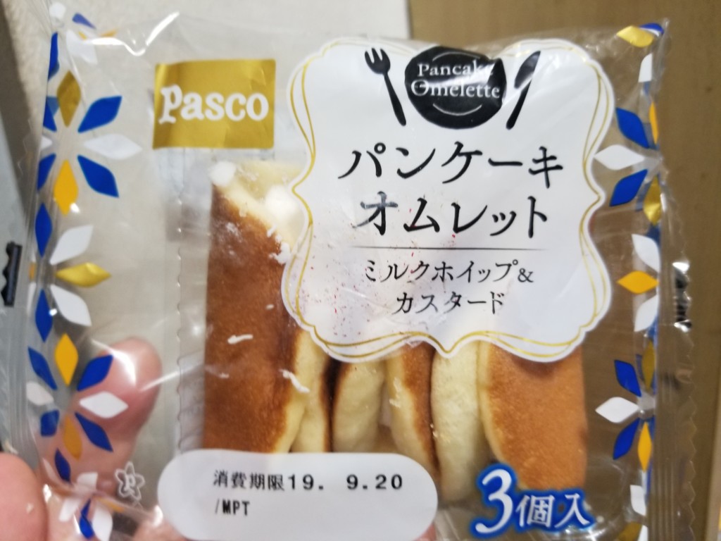 Pasco パンケーキオムレット ミルクホイップ＆カスタード
