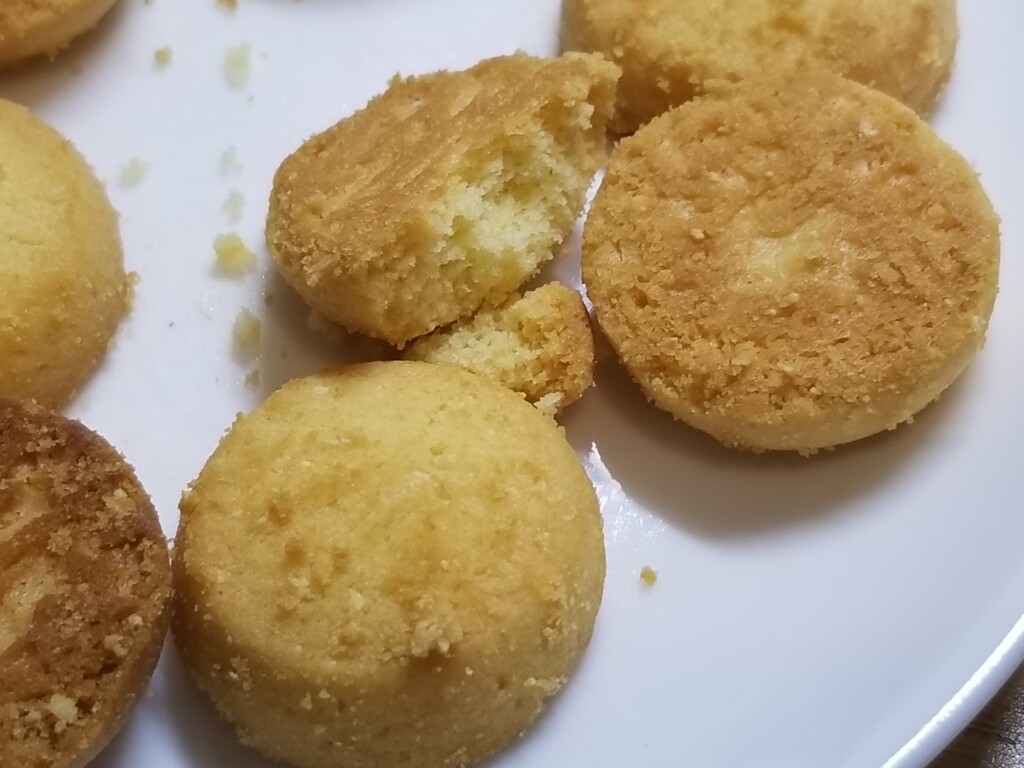 ブルボン Prezent For Meソルト チーズクッキー 食べてみました