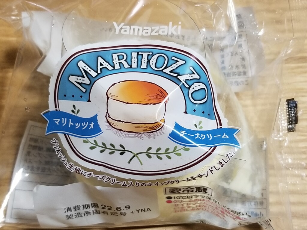 ヤマザキ　マリトッツォ　チーズクリーム