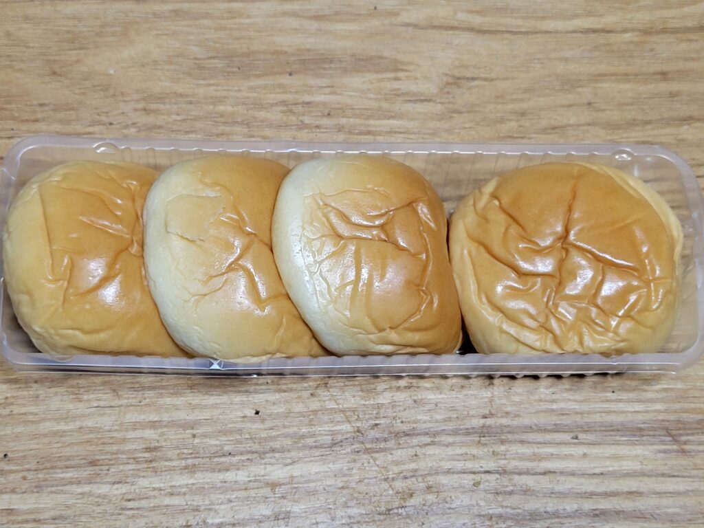 ヤマザキ　薄皮　りんご入りカスタードクリームパン
