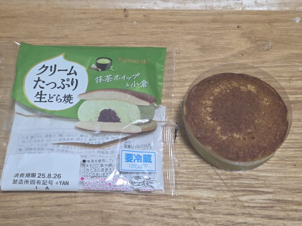 ヤマザキ　クリームたっぷり生どら焼き　小倉あん＆抹茶ホイップ